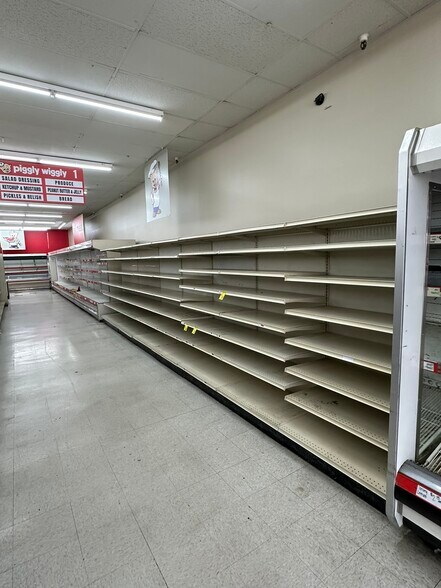 More Photos Of 1707-1741 Texoma Pky, Sherman Unknown For Lease