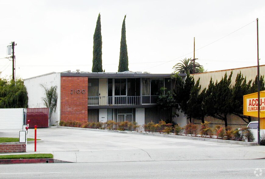 More Photos Of 2100 E Foothill Blvd, Pasadena Freestanding For Lease