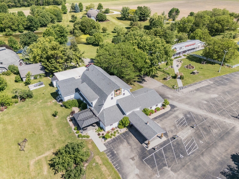 More Photos Of 2973 N Il Route 71, Ottawa Restaurant For Sale