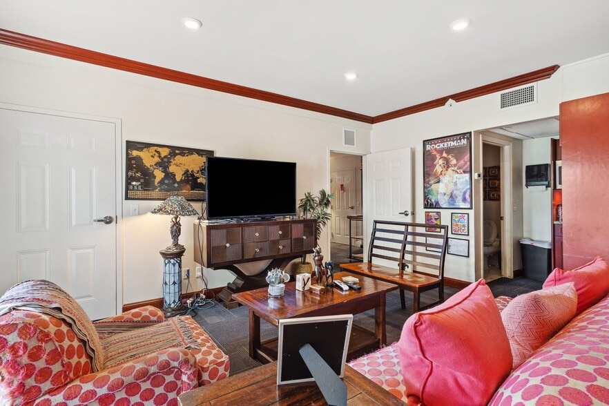 More Photos Of 7051 Seacrest Blvd, Lantana Rehabilitation Center For Sale