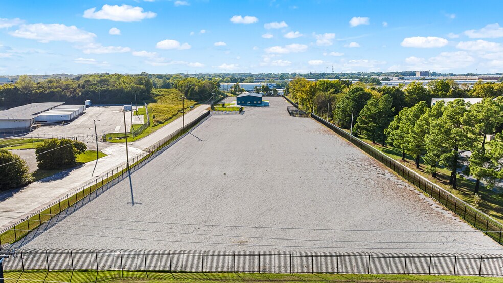 More Photos Of 4505 Malone Rd, Memphis Warehouse For Lease