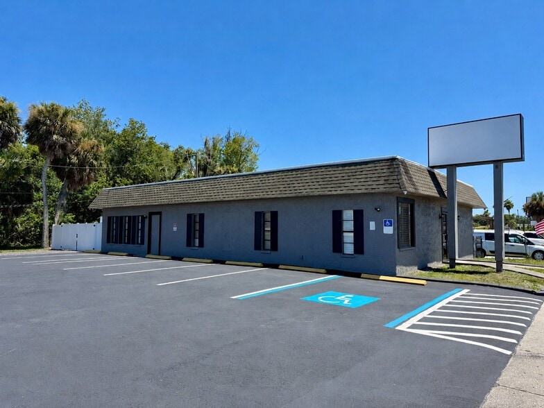 More Photos Of 8106 US Highway 19, Port Richey Office For Sale