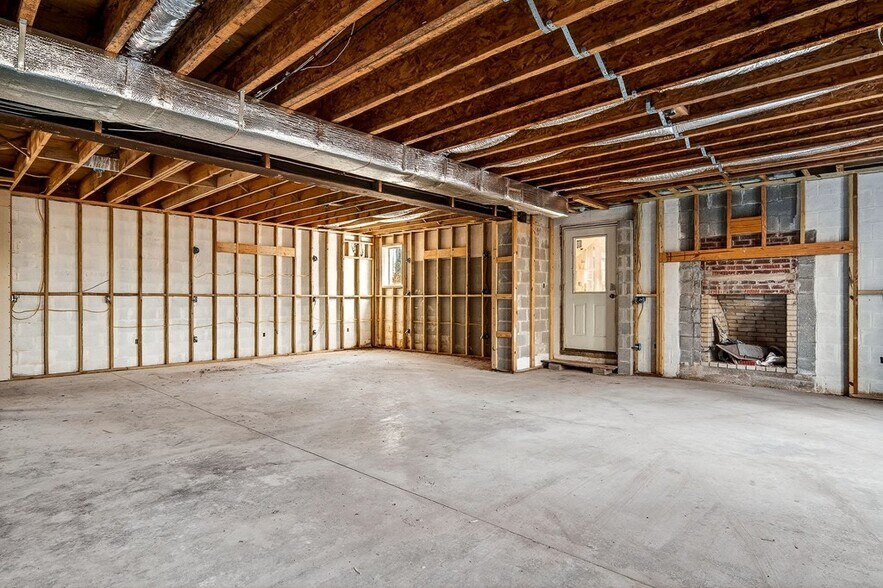 More Photos Of 6211 Rocky Point Rd, Cookeville Specialty For Sale