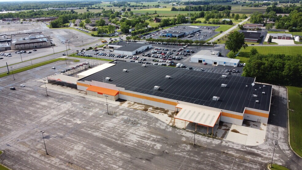 More Photos Of 2090 N Cable Rd, Lima Warehouse For Sale