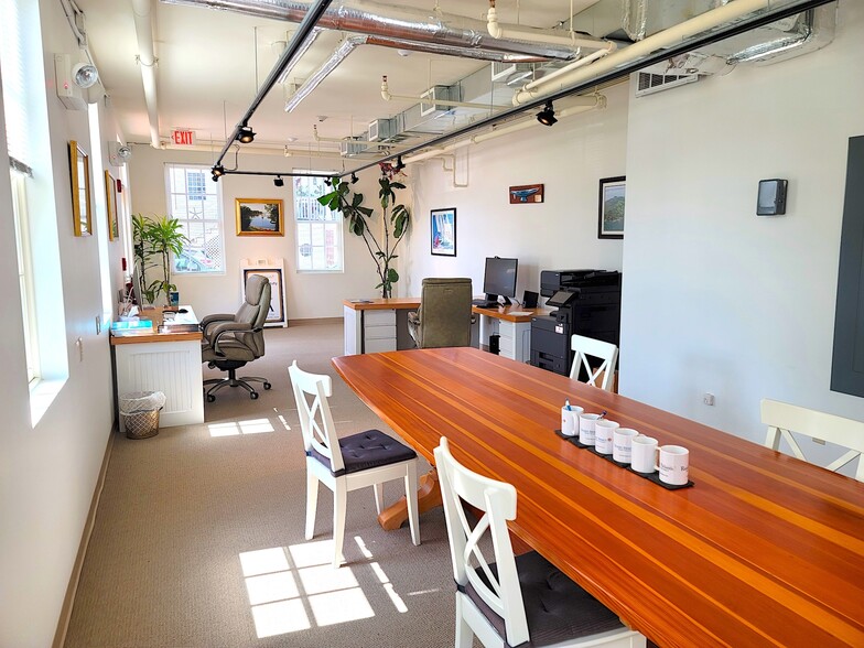 More Photos Of 16-38 Nathan Ellis Hwy, Mashpee Unknown For Lease