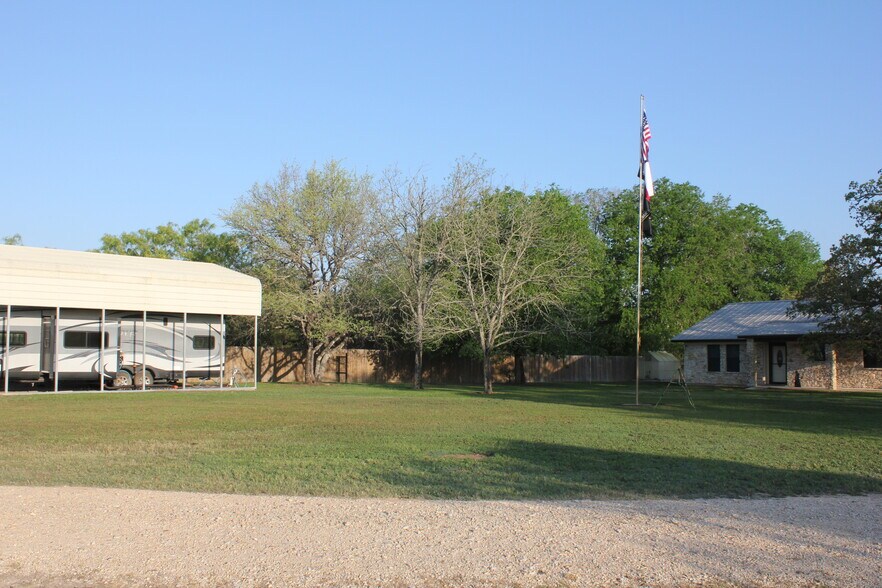More Photos Of 986 Shiloh Rd, Bastrop Land For Sale