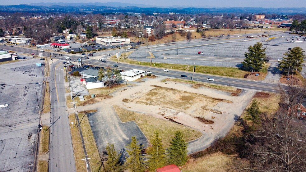 More Photos Of 2060 Fort Henry Dr, Kingsport Land For Lease