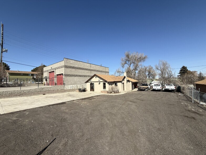 Primary Photo Of 1995 W Iliff Ave, Englewood Warehouse For Sale