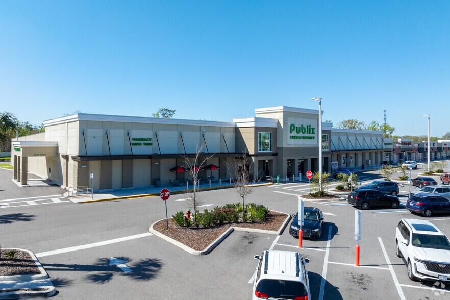 Primary Photo Of 2741-2801 E County Line Rd, Lutz General Retail For Lease