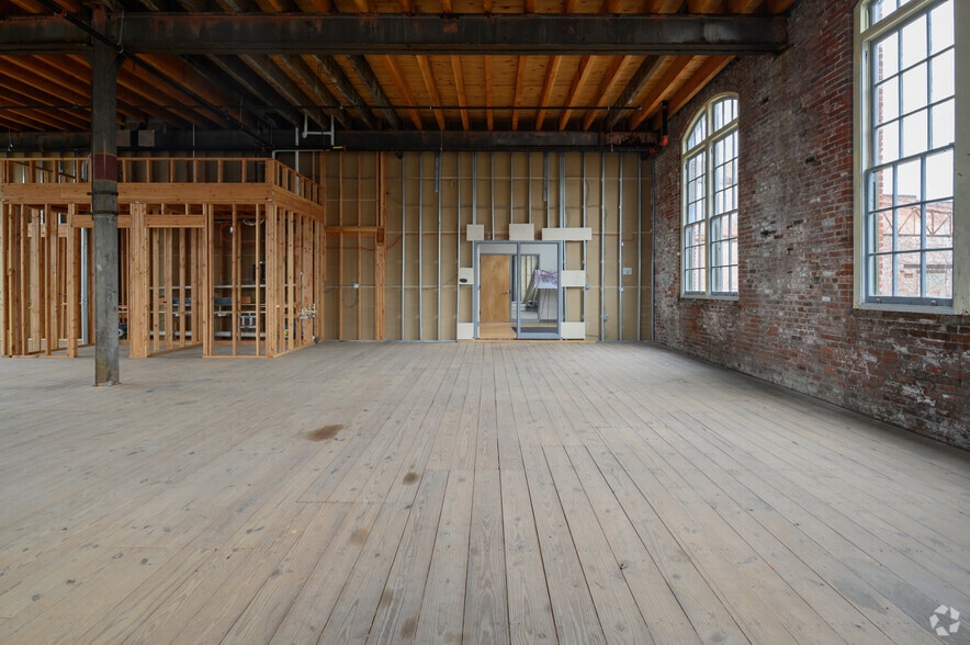 More Photos Of 21 Clark St, Trenton Unknown For Lease