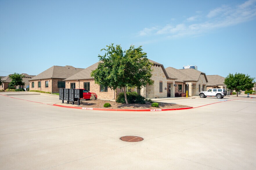 More Photos Of 2601 Little Elm Pky, Little Elm Medical For Lease