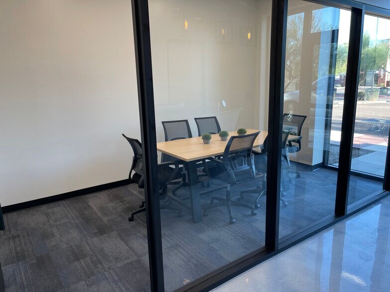 More Photos Of 21501 N 78th Ave, Peoria Research And Development For Lease