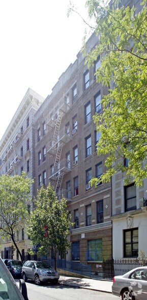 Primary Photo Of 218 W 113th St, New York Apartments For Lease