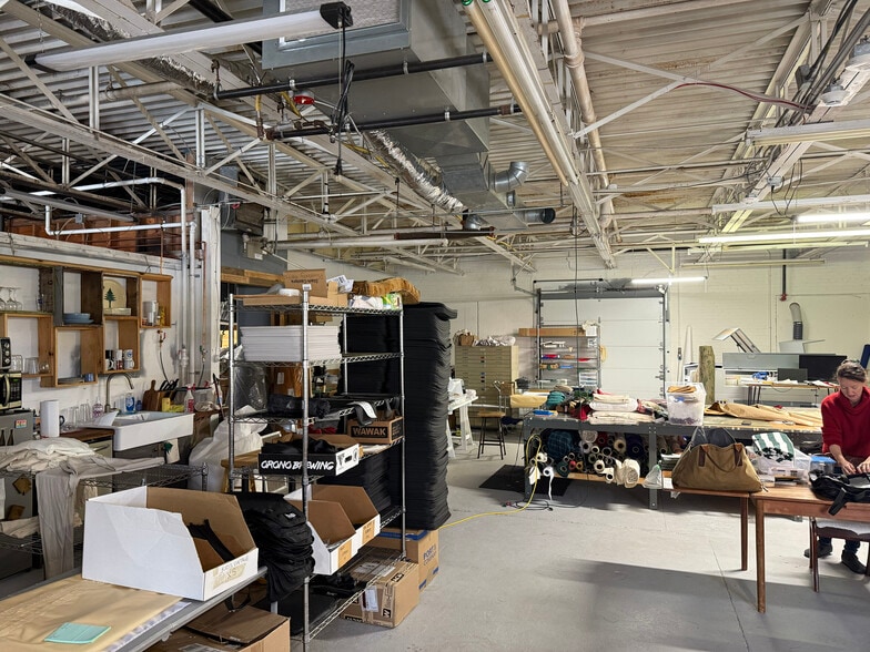 More Photos Of 200 Anderson St, Portland Warehouse For Sale