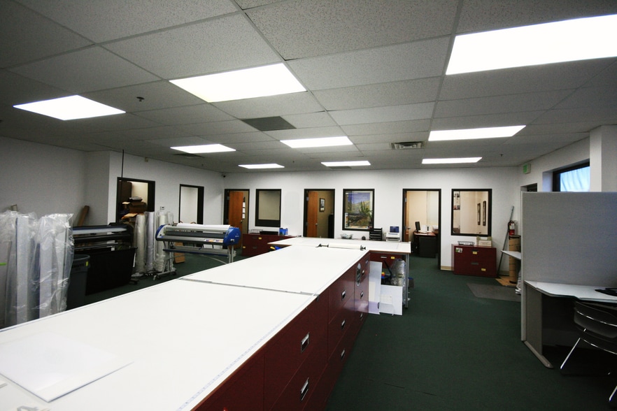 More Photos Of 102 Rome Ct, Fort Collins Light Manufacturing For Sale