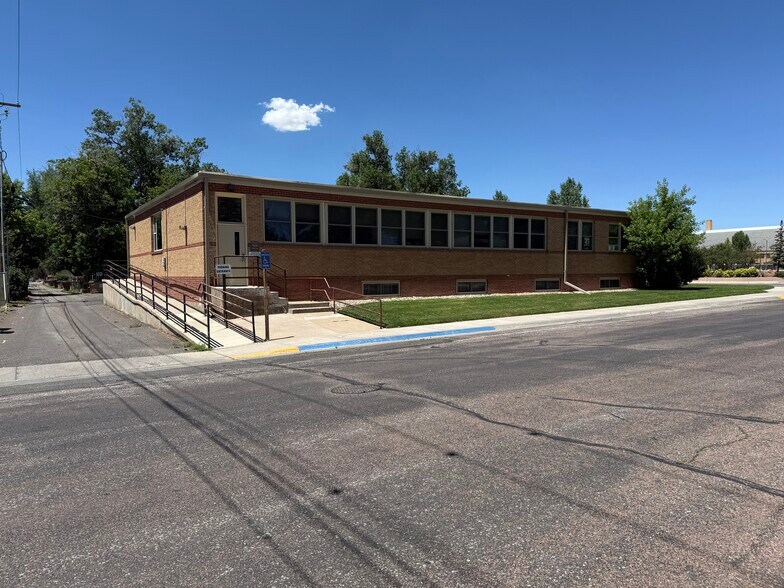 More Photos Of 1948 E Grand Ave, Laramie Office For Lease