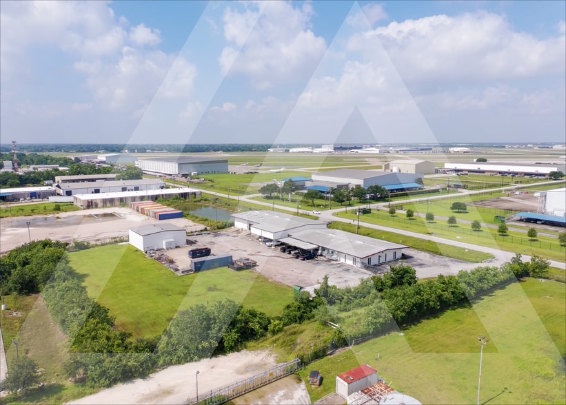 More Photos Of 8401 W Monroe Rd, Houston Warehouse For Lease