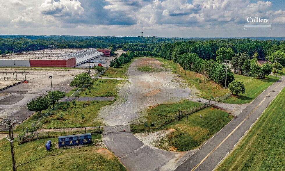 More Photos Of 811 Hamrick St, Gaffney Warehouse For Sale