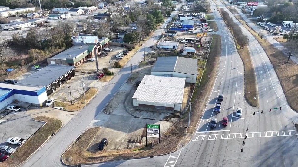 Primary Photo Of 5250 Veterans Pky, Columbus Flex For Lease