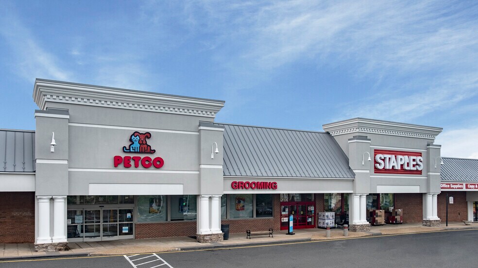 More Photos Of 251 W Lee Hwy, Warrenton Unknown For Lease