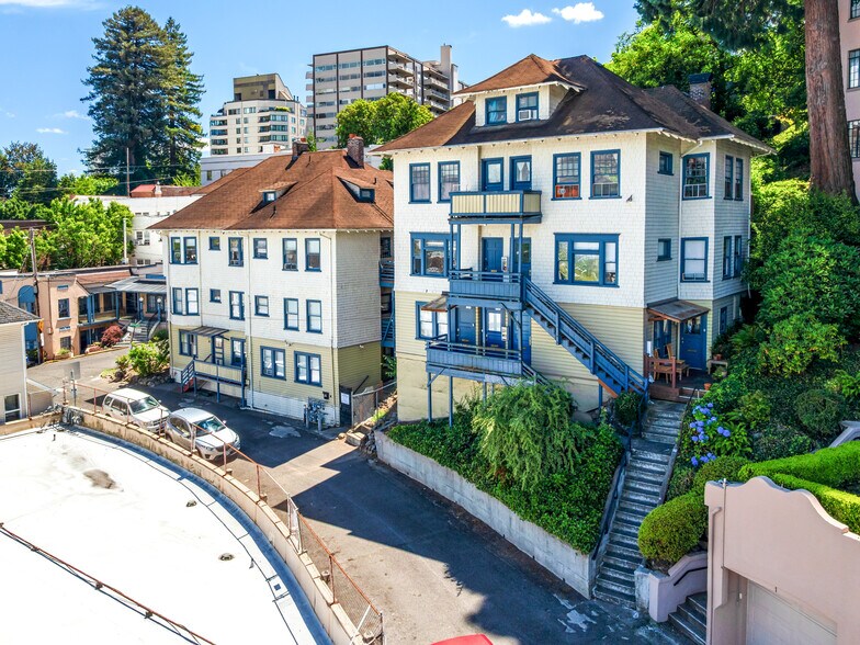 Primary Photo Of 2308-2326 SW Osage St, Portland Apartments For Sale