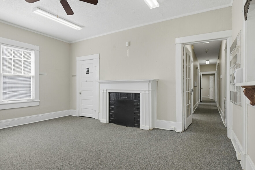 More Photos Of 615 Barlow St, Americus Healthcare For Sale