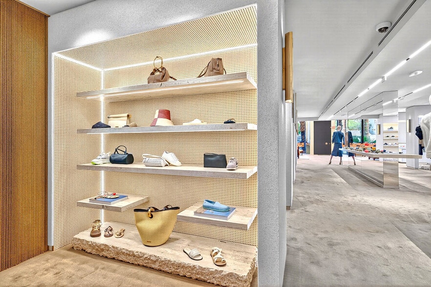 More Photos Of 850 N Palm Canyon Dr, Palm Springs Medical For Lease