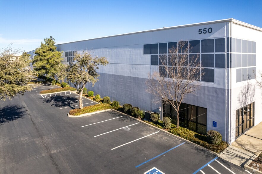 Primary Photo Of 550 N Pioneer Ave, Woodland Distribution For Sale