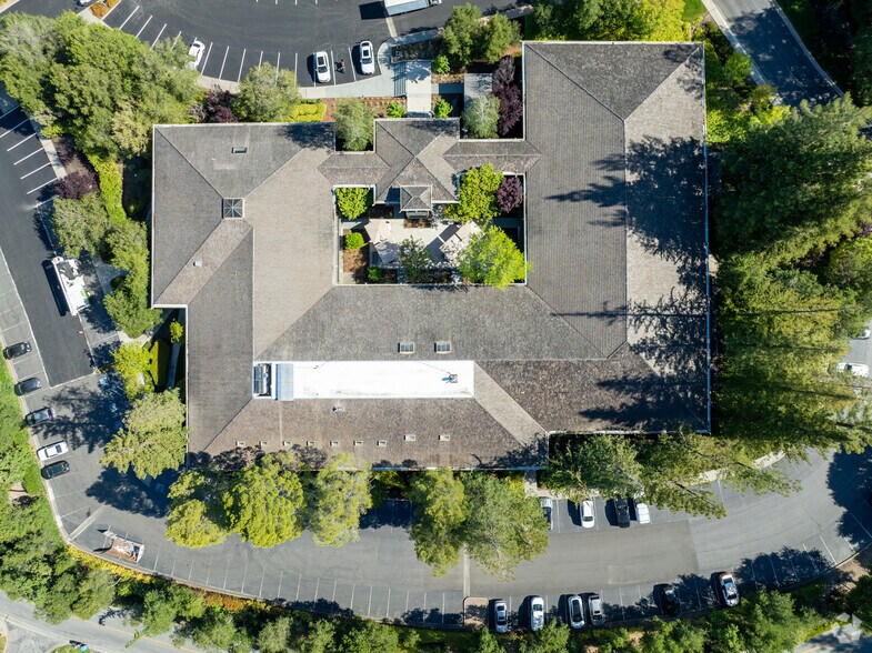 More Photos Of 3000 Sand Hill Rd, Menlo Park Office For Lease