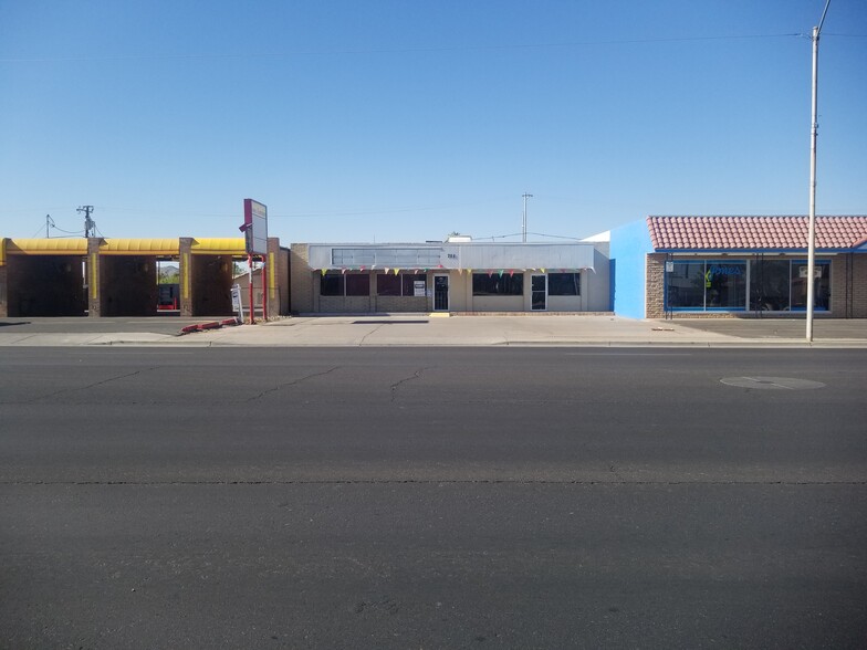 Primary Photo Of 711 E Florence Blvd, Casa Grande Storefront Retail Office For Lease