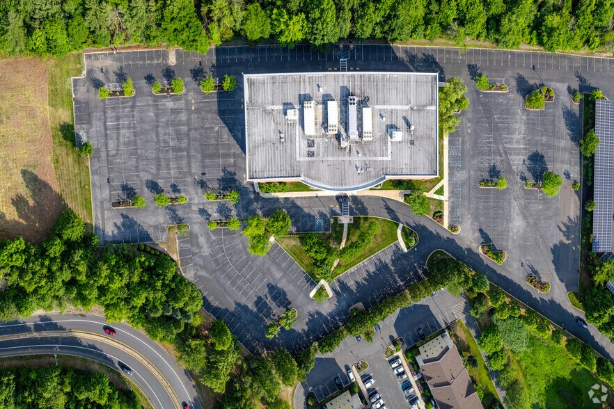 More Photos Of 100-250 Century Pky, Mount Laurel Unknown For Lease