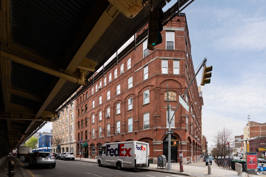 More Photos Of 255-275 Park Ave, Brooklyn Apartments For Lease