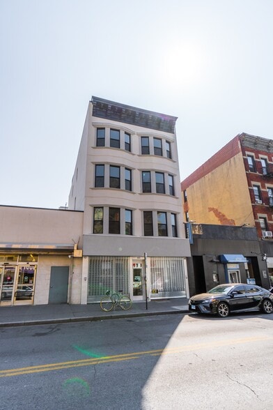 More Photos Of 800 Manhattan Ave, Brooklyn Storefront Retail Residential For Lease