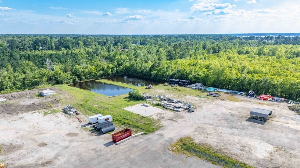 More Photos Of 820 Old Atascocita Rd, Huffman Distribution For Sale