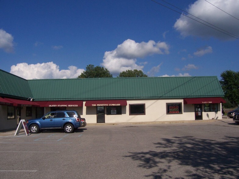 More Photos Of 1005 N 6TH St, Monticello Unknown For Lease