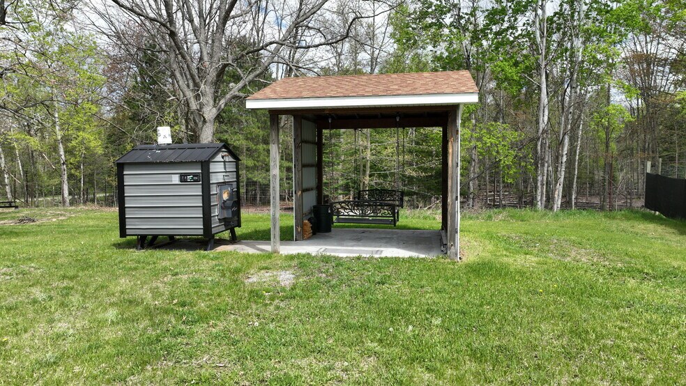 More Photos Of 3837 Sage Lake Rd, Lupton Self Storage For Sale
