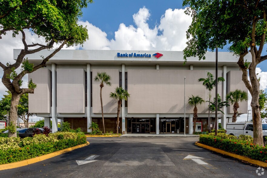 More Photos Of 3661 W Oakland Park Blvd, Lauderdale Lakes Office For Sale