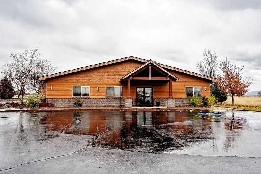 More Photos Of 6701 N Idaho Rd, Newman Lake Lodge Meeting Hall For Sale