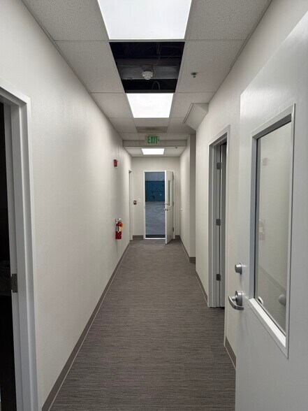 More Photos Of 410 Ida St W, Bremerton Warehouse For Lease