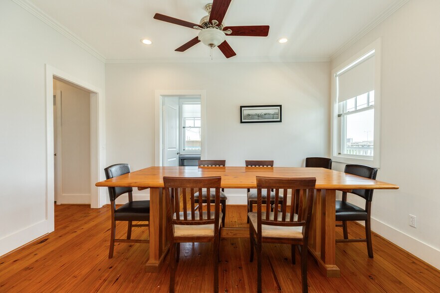 More Photos Of 6402 Stewart Rd, Galveston Office For Sale