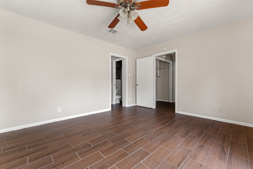 More Photos Of 2800 Stewart Dr, Waco Apartments For Sale
