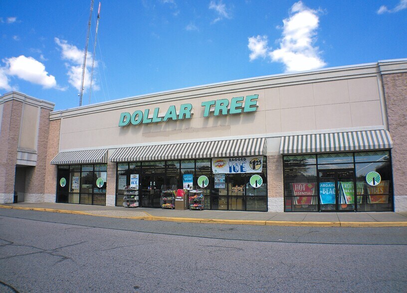 More Photos Of 1000 Carmia Way, Richmond Unknown For Lease