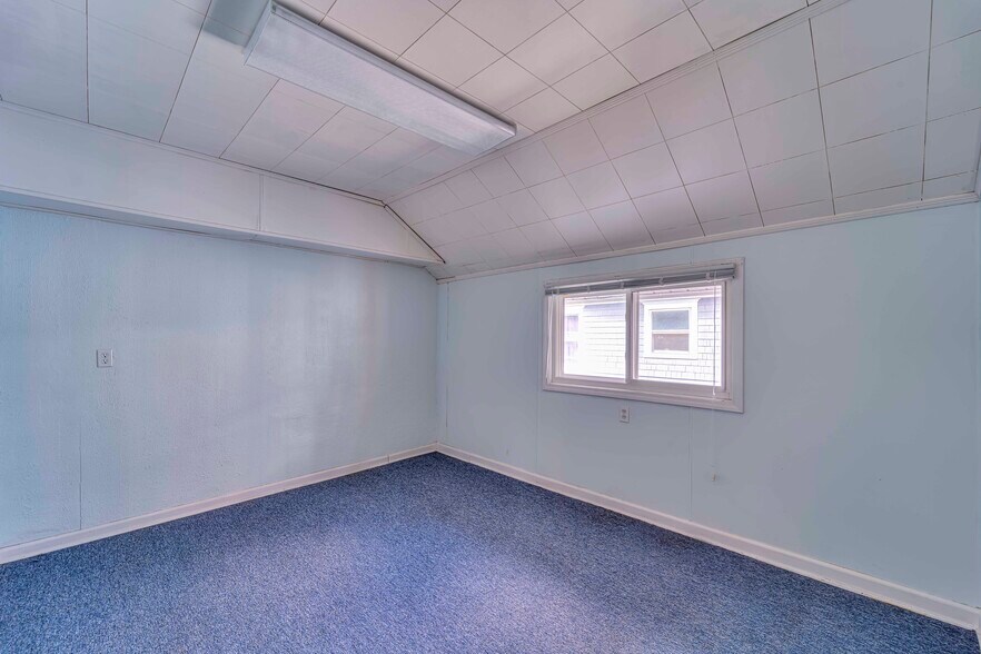 More Photos Of 604 Greenwood Pl, Jackson Office For Lease