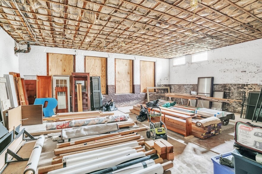 More Photos Of 34 N Main St, Orange Schools For Sale