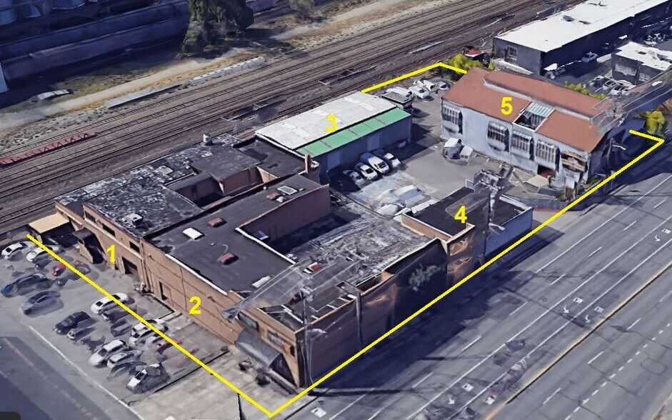 More Photos Of 901 Elliott Ave W, Seattle Warehouse For Lease
