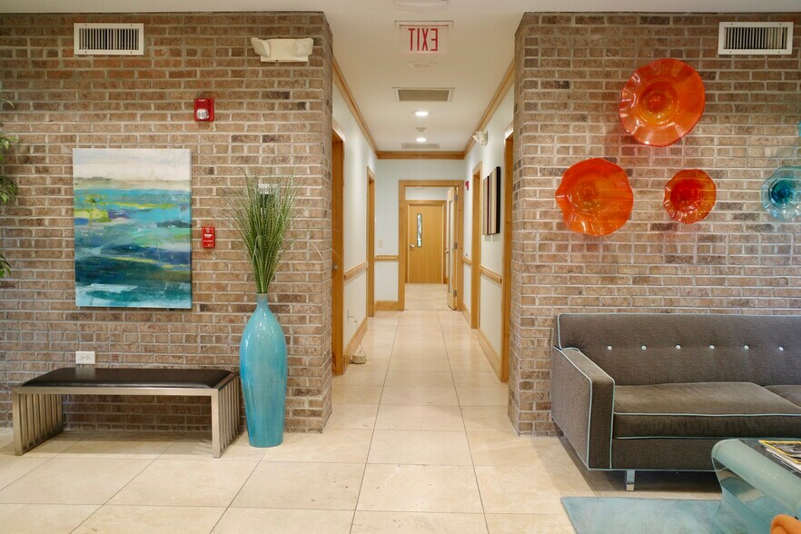 More Photos Of 2018 Eastwood Rd, Wilmington Office For Lease