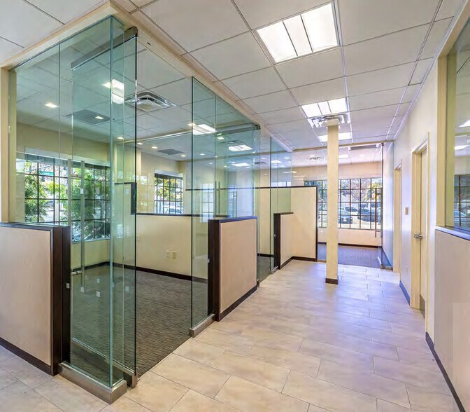 More Photos Of 310 Broadway St, Laguna Beach Storefront Retail Office For Sale