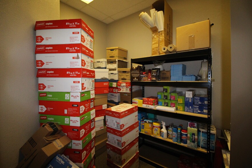 More Photos Of 2802-2810 5 Av N, Lethbridge Storefront Retail Office For Sale