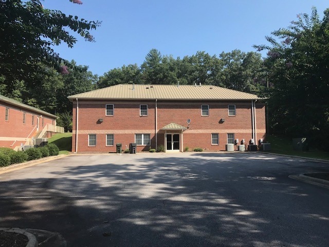 Primary Photo Of 525 Samaritans Ridge Ct, Elkin Medical For Lease
