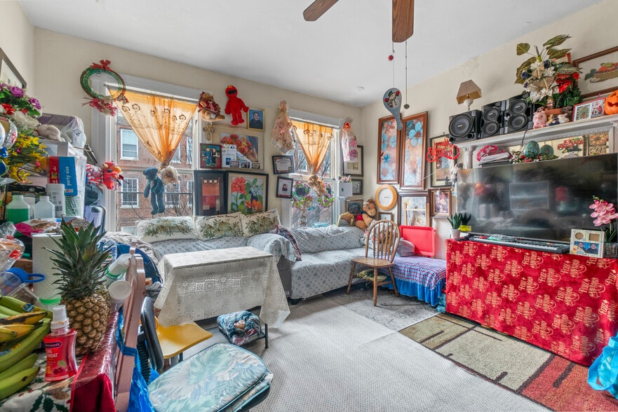 More Photos Of 2708 Maryland Ave, Baltimore Multifamily For Sale